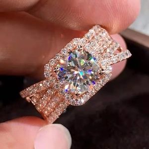 Exquisite Ring Luxury Ladies Ring   Wedding Engagement  Bridesmaid  Valentine